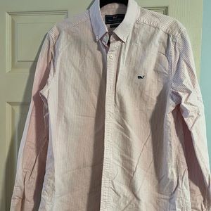 Vineyard vines pink button up